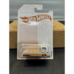Hot Wheels 2020 Pearl & Chrome 52nd Anniversary VW Volkswagen T2 Pickup 6/6 New